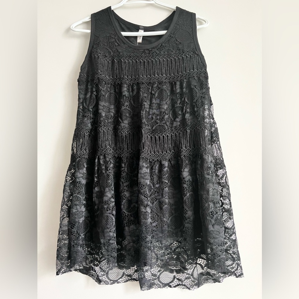 Lace midi dress